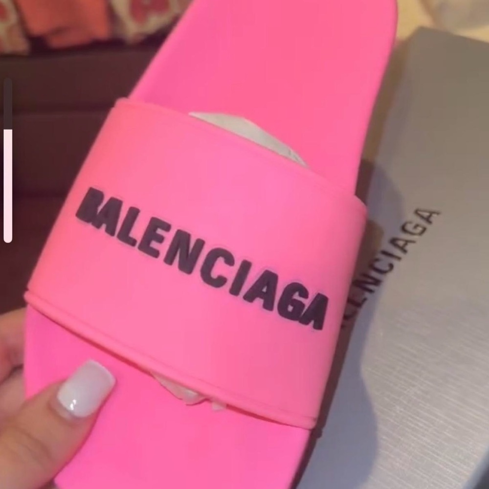 Balenciaga pool slide sandal BRAND NEW.
